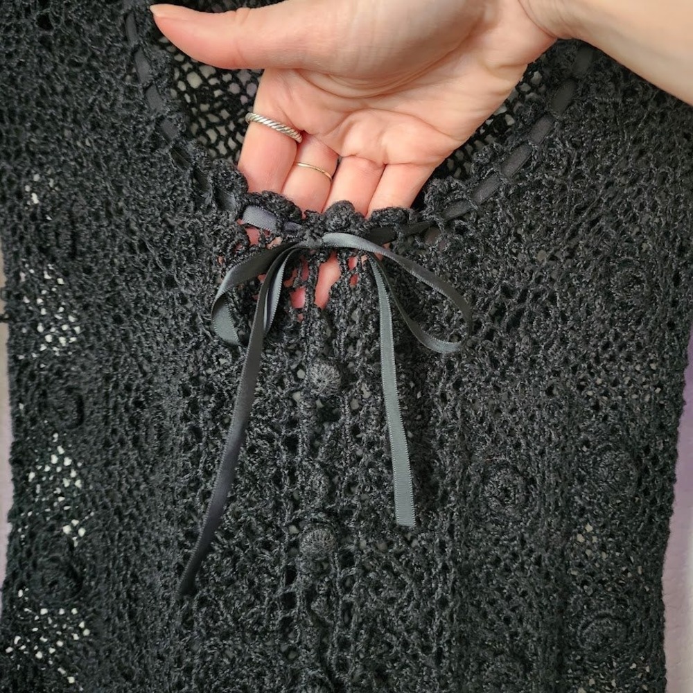 BETSEY JOHNSON NEW YORK Black Crochet Lace Cardigan Tie‎ Front Whimsigoth Y2K S - Picture 8 of 9